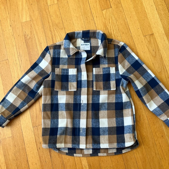 Old Navy girls’ shacket, size Large, 10/12. Barely worn. - Picture 3 of 3